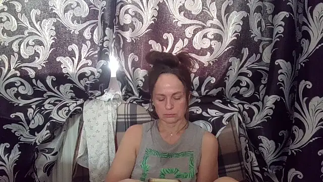 LindaStarS online show from 06/01/26, 02:19