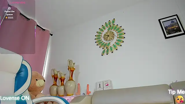 latinwondercockts online show from 09/27/25, 12:43