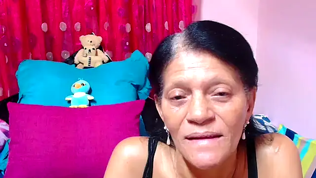 SLUTTYROXY online show from 09/29/25, 05:56