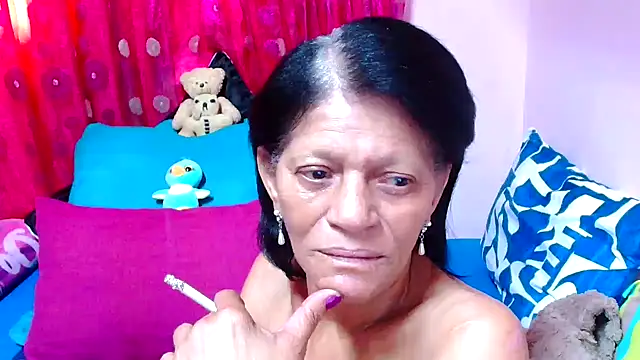 SLUTTYROXY online show from 10/01/25, 06:30