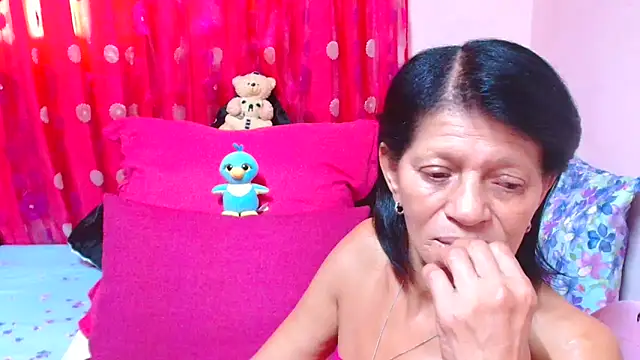 SLUTTYROXY online show from 03/18/26, 06:27