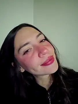 loveuu-bae online show from 10/05/25, 12:53