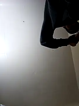 UncutHammer69 online show from 12/02/25, 05:35