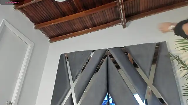 moonsweet1 online show from 01/20/25, 06:32