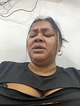 yanza2002 online show from 02/27/26, 11:38