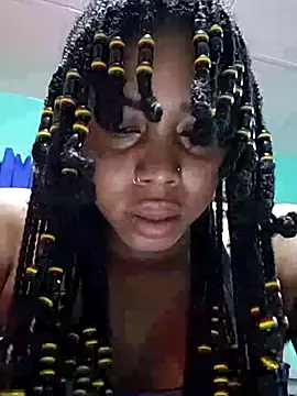 Snapshot of HONEYSWEETS_LIVE chatting on 10/18/25, 09:37 HONEYSWEETS LIVE online show from 10/18/25, 09:37