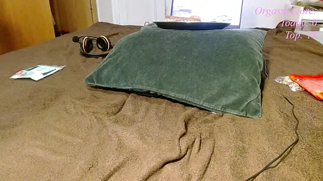 victoria97 online show from 04/14/26, 05:08