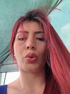 Snapshot of LINDA_PATTY94 chatting on 12/16/24, 07:54 LINDA PATTY94 online show from 12/16/24, 07:54
