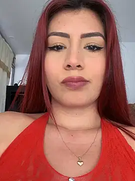 Snapshot of LINDA_PATTY94 chatting on 12/17/24, 03:28 LINDA PATTY94 online show from 12/17/24, 03:28