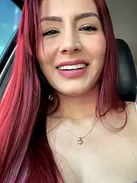 Snapshot of LINDA_PATTY94 chatting on 10/05/25, 02:48 LINDA PATTY94 online show from 10/05/25, 02:48