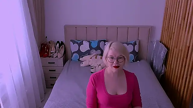 sabrinamacmarren online show from 05/21/26, 10:00