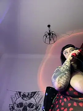 pinkbow online show from 02/19/25, 01:28