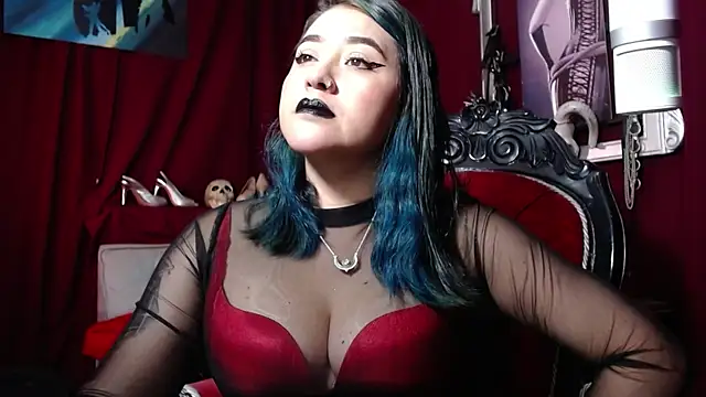 Snapshot of MeGoddesSara chatting on 03/05/25, 10:43 MeGoddesSara online show from 03/05/25, 10:43