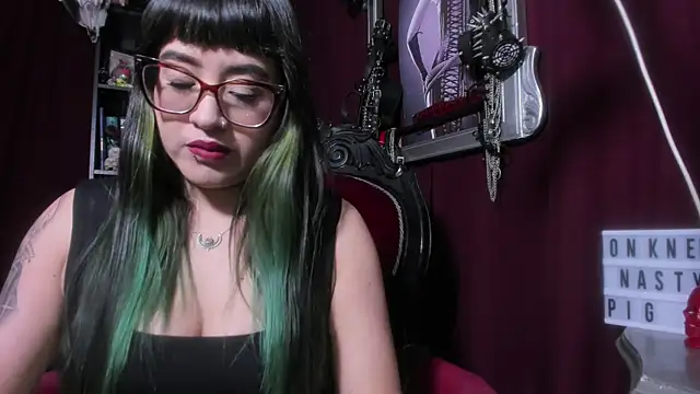 Snapshot of MeGoddesSara chatting on 07/03/26, 09:32 MeGoddesSara online show from 07/03/26, 09:32