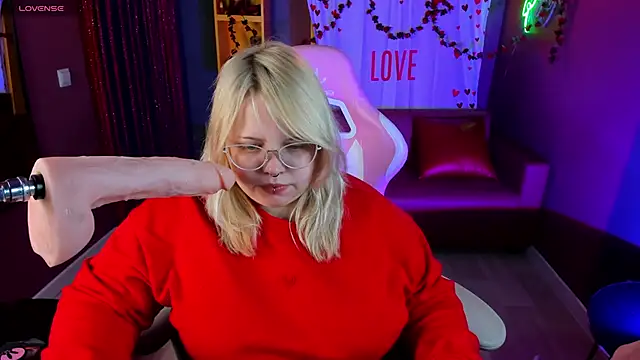 Yoki Shizuko online show from 02/19/26, 06:42