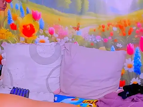 indianroxy online show from 04/14/26, 06:52