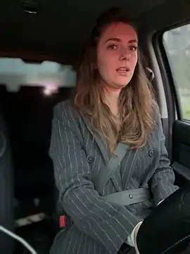 MariiD online show from 12/05/25, 07:06