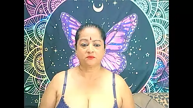 Snapshot of matureindian chatting on 02/27/25, 03:59 matureindian online show from 02/27/25, 03:59