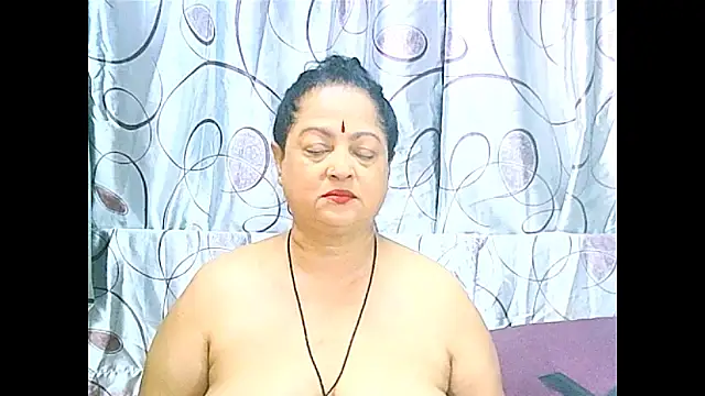 matureindian online show from 04/23/26, 09:52