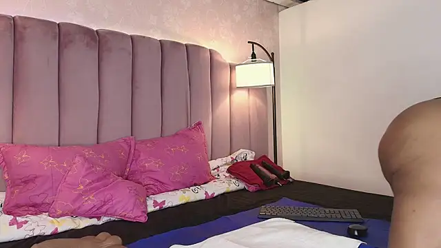 HallyBans online show from 04/18/26, 12:20