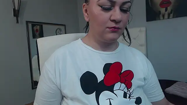 ClaraJoyFG online show from 10/06/25, 10:40