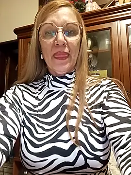 Melmamalhudaxh online show from 03/18/25, 11:09