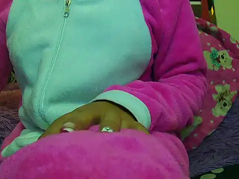 pamelasophia19 online show from 01/25/25, 12:47