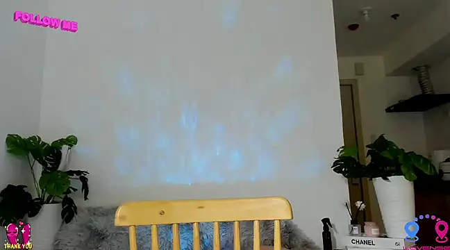 hottycrishina online show from 02/20/25, 08:39