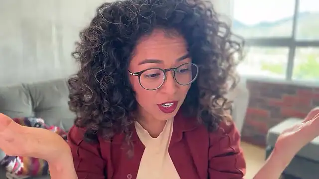 Snapshot of illaroom chatting on 03/19/25, 07:17 illaroom online show from 03/19/25, 07:17