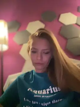 AnastasiaAniess online show from 03/11/25, 08:53