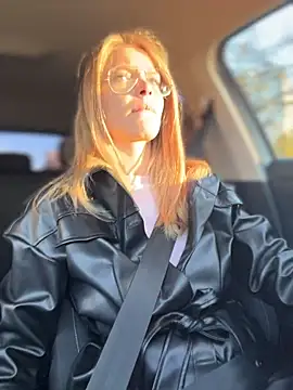 AnastasiaAniess online show from 11/05/25, 06:57