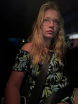 AnastasiaAniess online show from 06/07/26, 07:50