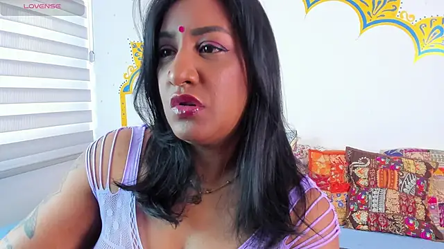 LadyNahir online show from 03/25/26, 05:02