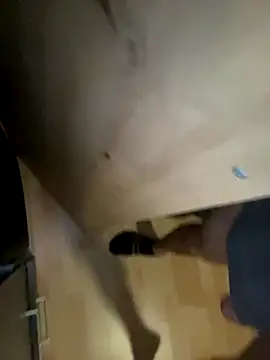 Snapshot of Atlanta21 chatting on 09/19/25, 04:14 Atlanta21 online show from 09/19/25, 04:14