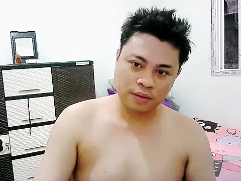 Snapshot of SirViceBoy2020 chatting on 07/12/26, 09:33 SirViceBoy2020 online show from 07/12/26, 09:33