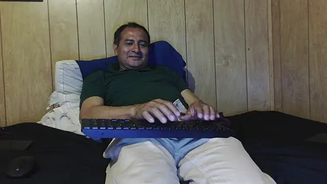 dantehot2020 online show from 11/28/25, 03:31