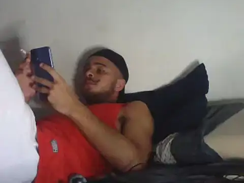 Snapshot of LoudLikeness chatting on 02/21/25, 01:55 LoudLikeness online show from 02/21/25, 01:55