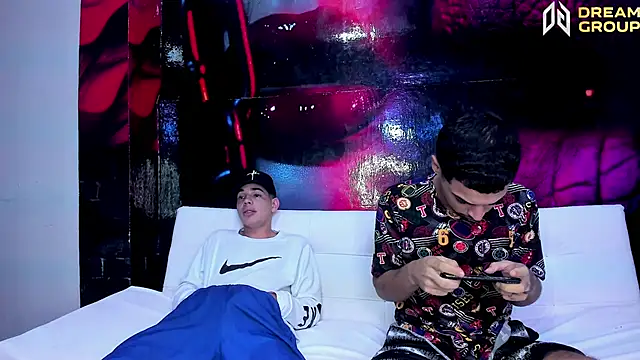 AmazingPartys online show from 10/03/25, 07:44