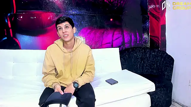 AmazingPartys online show from 11/25/25, 01:00