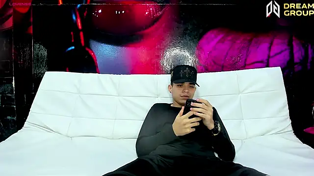 AmazingPartys online show from 04/21/26, 02:51