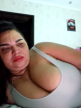 littleRikka online show from 12/21/25, 10:44