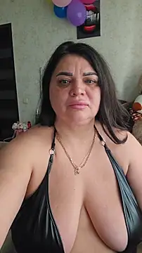 littleRikka online show from 04/09/26, 06:19