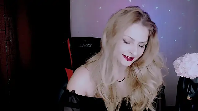 Snapshot of Eleonores chatting on 09/17/25, 05:09 Eleonores online show from 09/17/25, 05:09