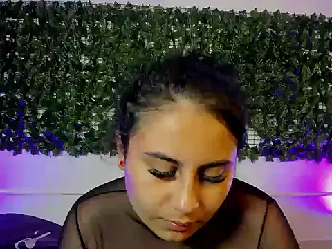 AbbyTaylorr online show from 04/20/26, 12:13