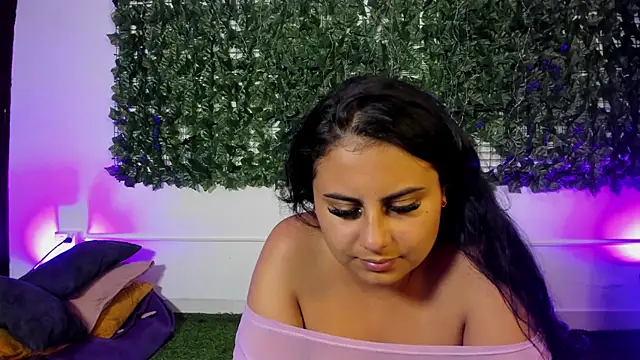 AbbyTaylorr online show from 04/25/26, 08:50