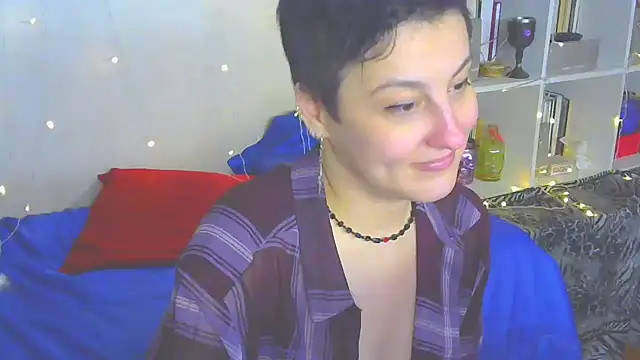 Snapshot of MartaBounty chatting on 12/26/24, 02:44 MartaBounty online show from 12/26/24, 02:44