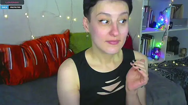 Snapshot of MartaBounty chatting on 02/05/26, 01:21 MartaBounty online show from 02/05/26, 01:21