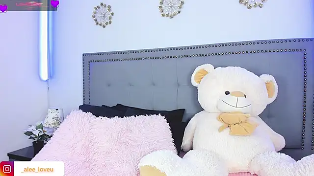 ale lovee online show from 03/07/26, 12:51