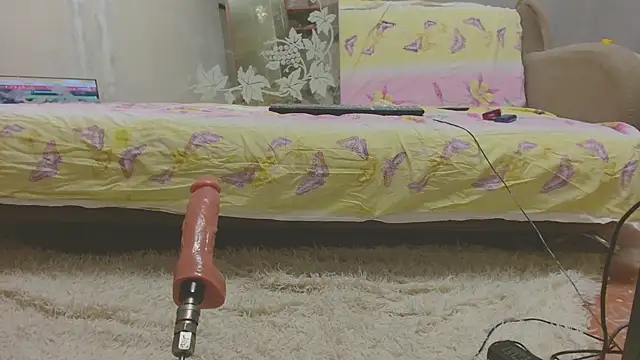 AlinasissyXX online show from 11/28/25, 10:12