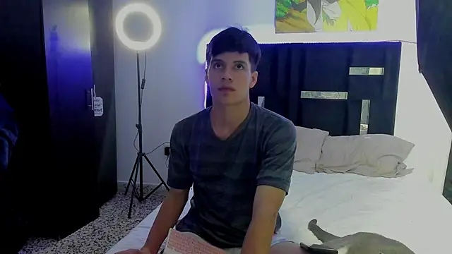 Dimitrixxx   online show from 01/06/26, 02:48